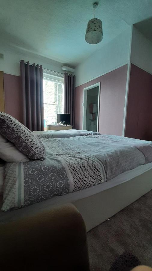 The Coventry Guest House Lowestoft Bagian luar foto
