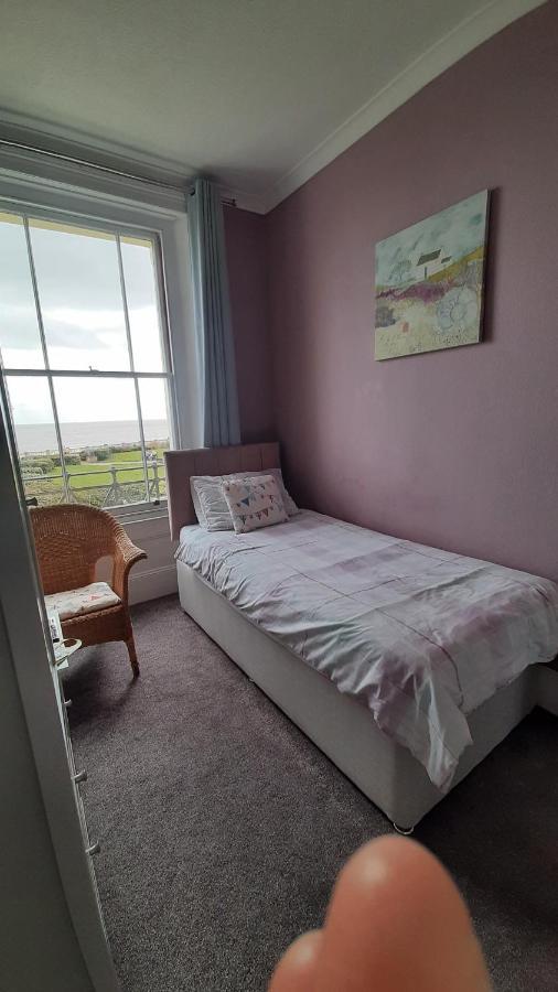The Coventry Guest House Lowestoft Bagian luar foto