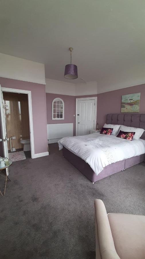 The Coventry Guest House Lowestoft Bagian luar foto